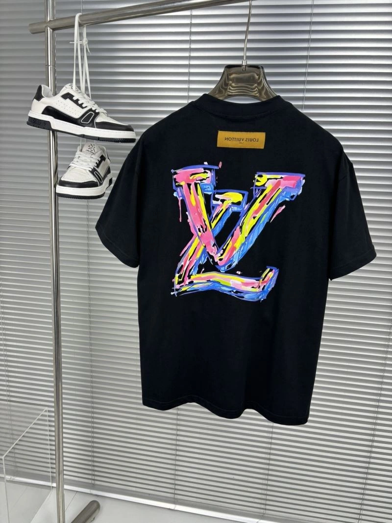 Soft Louis Vuitton T-Shirts 137306