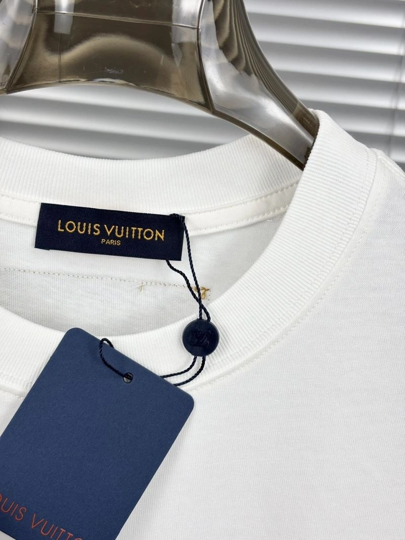 ModernLook Louis Vuitton T-Shirts 137302