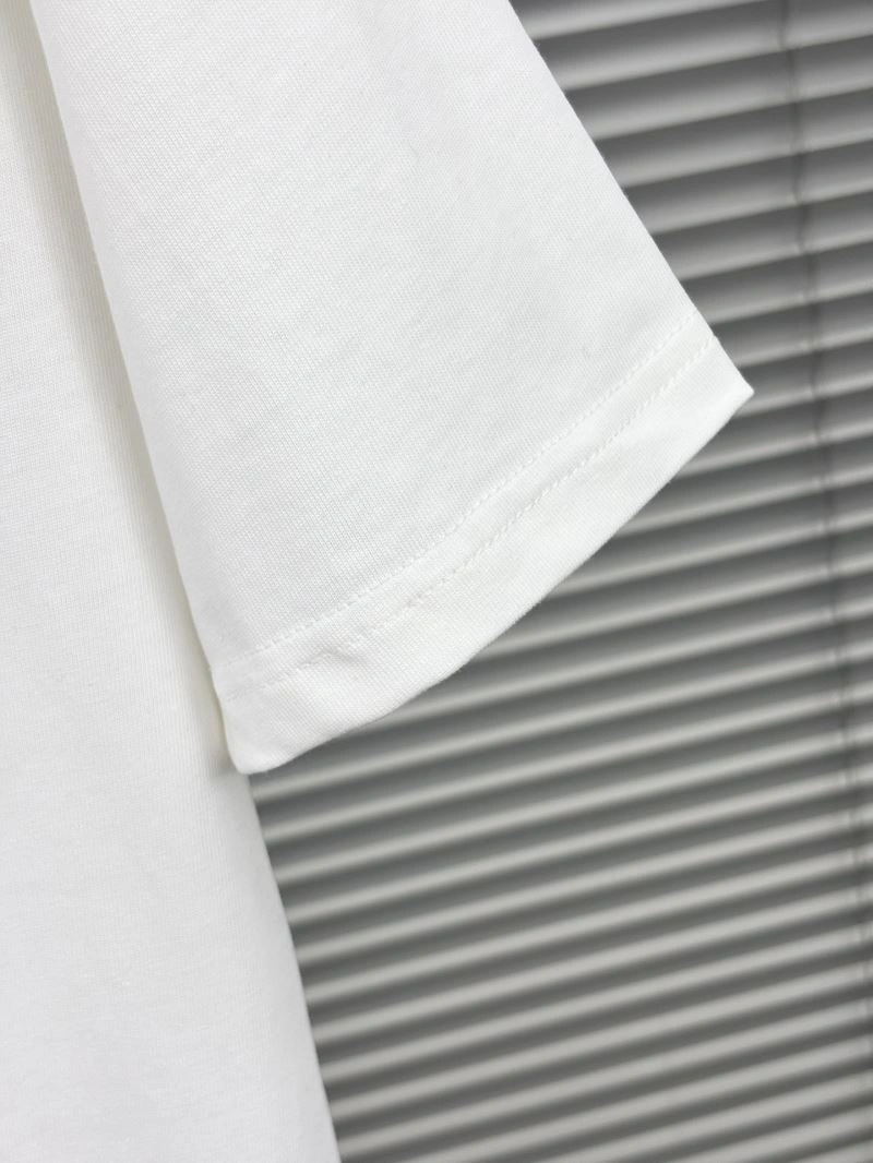 ModernLook Louis Vuitton T-Shirts 137302