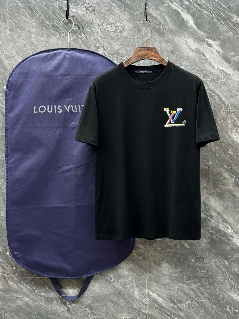 Cozy Louis Vuitton T-Shirts 137290