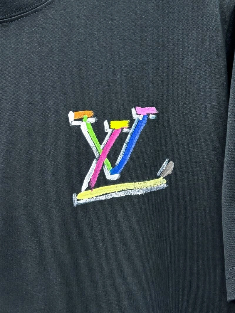 Cozy Louis Vuitton T-Shirts 137290