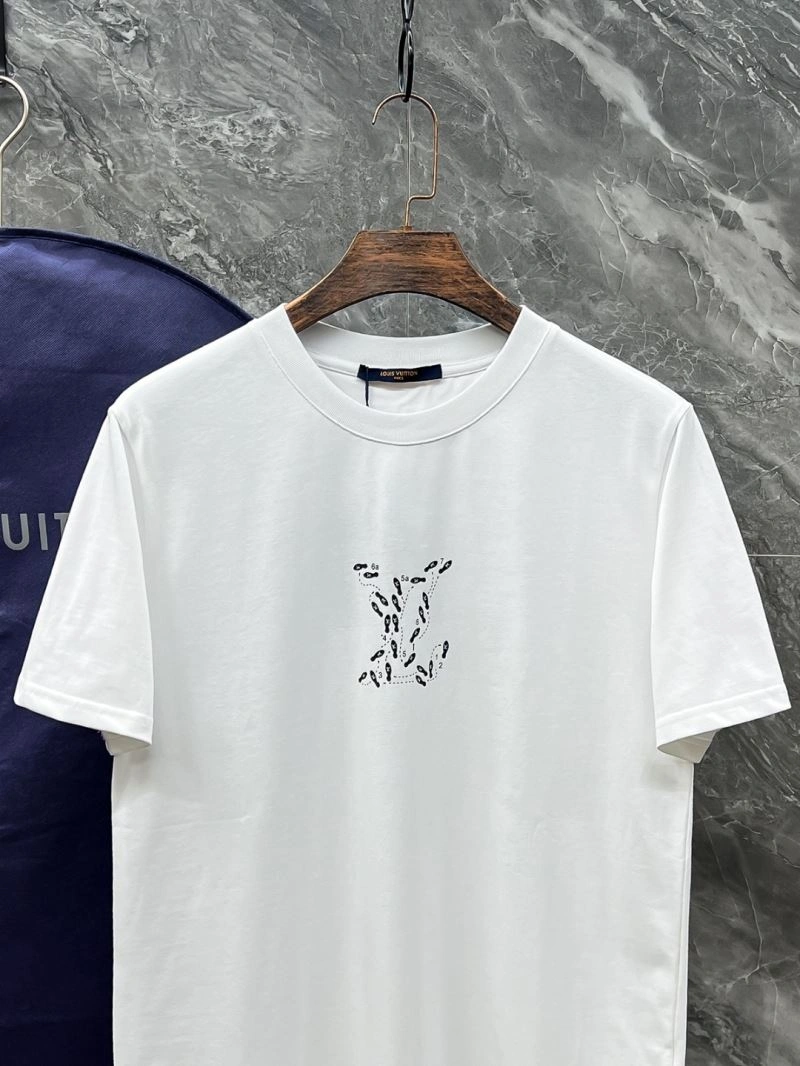 Tailored Louis Vuitton T-Shirts 137294