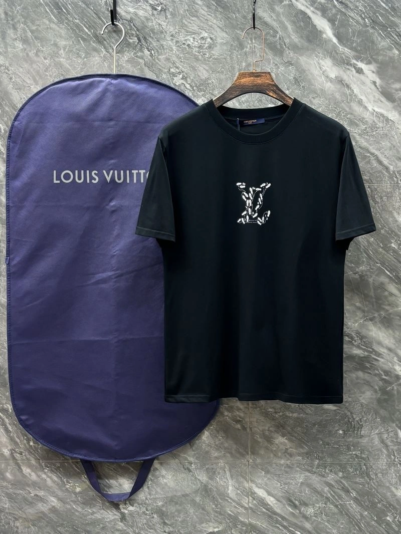 Stretchable Louis Vuitton T-Shirts 137289