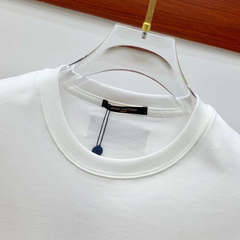 Timeless Louis Vuitton T-Shirts 137285