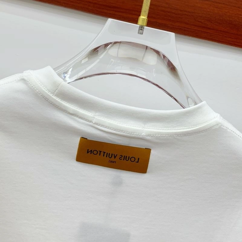 Timeless Louis Vuitton T-Shirts 137285