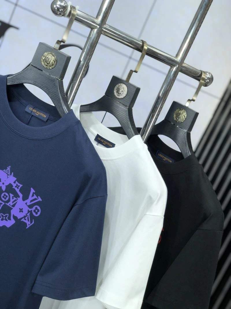Louis Vuitton T-Shirts Stretchable 137299