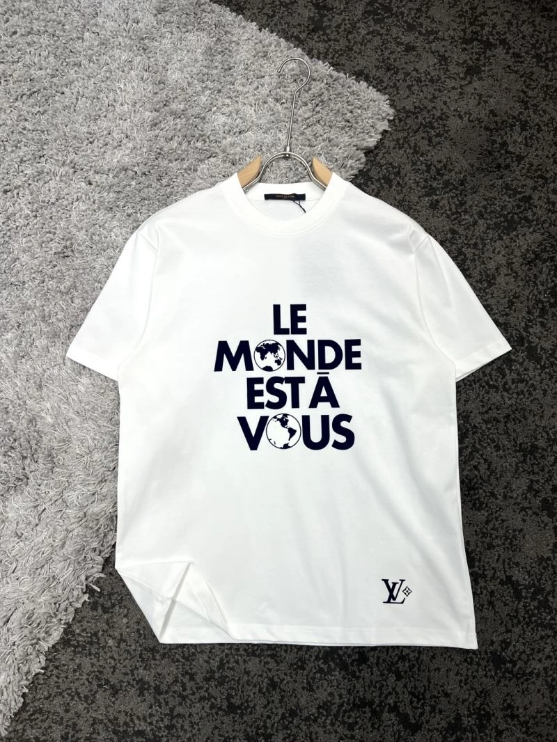 Seasonal Louis Vuitton T-Shirts 137291