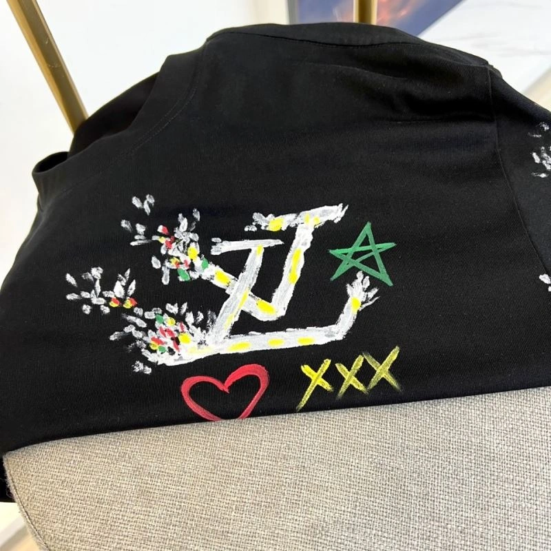 Louis Vuitton T-Shirts HighPerformance 137293