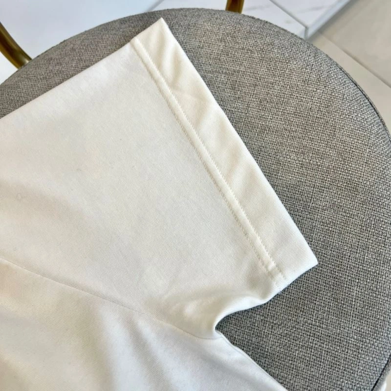 SmoothTexture Louis Vuitton T-Shirts 137286