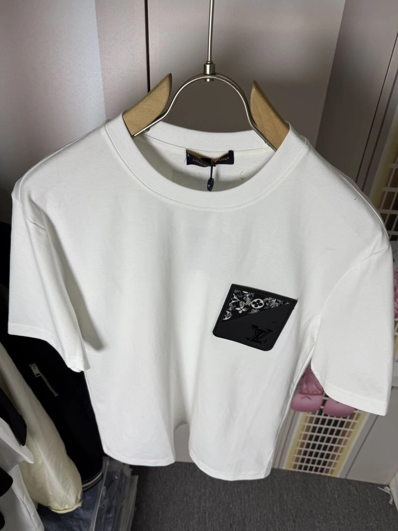 Louis Vuitton T-Shirts Supportive 137275