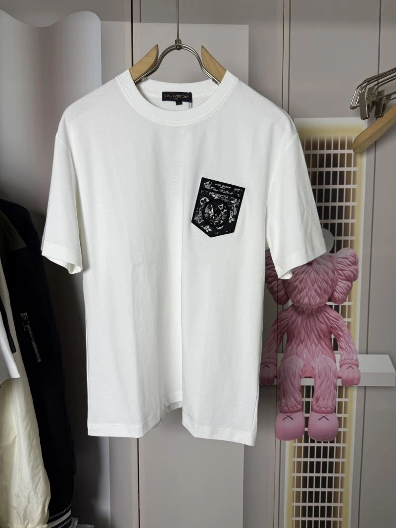 Louis Vuitton T-Shirts TimelessDesign 137287