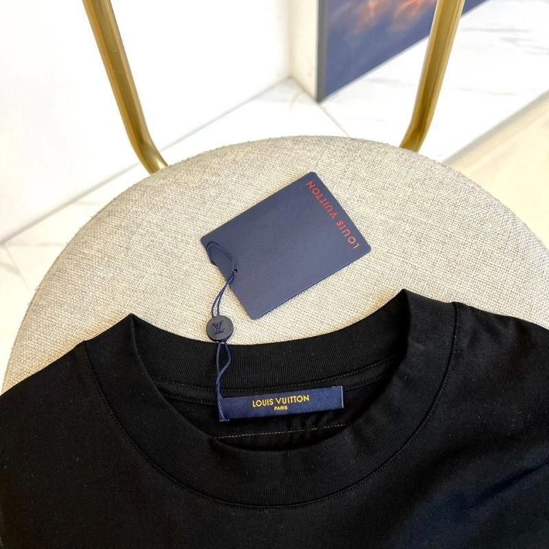Louis Vuitton T-Shirts Classic 137269