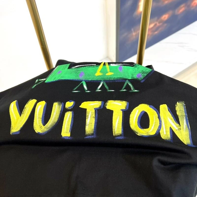 Louis Vuitton T-Shirts Classic 137269