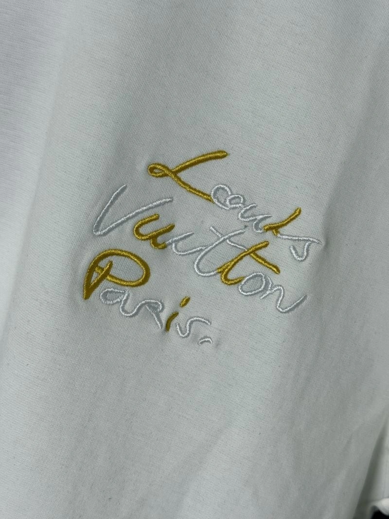 Louis Vuitton T-Shirts Youthful 137278