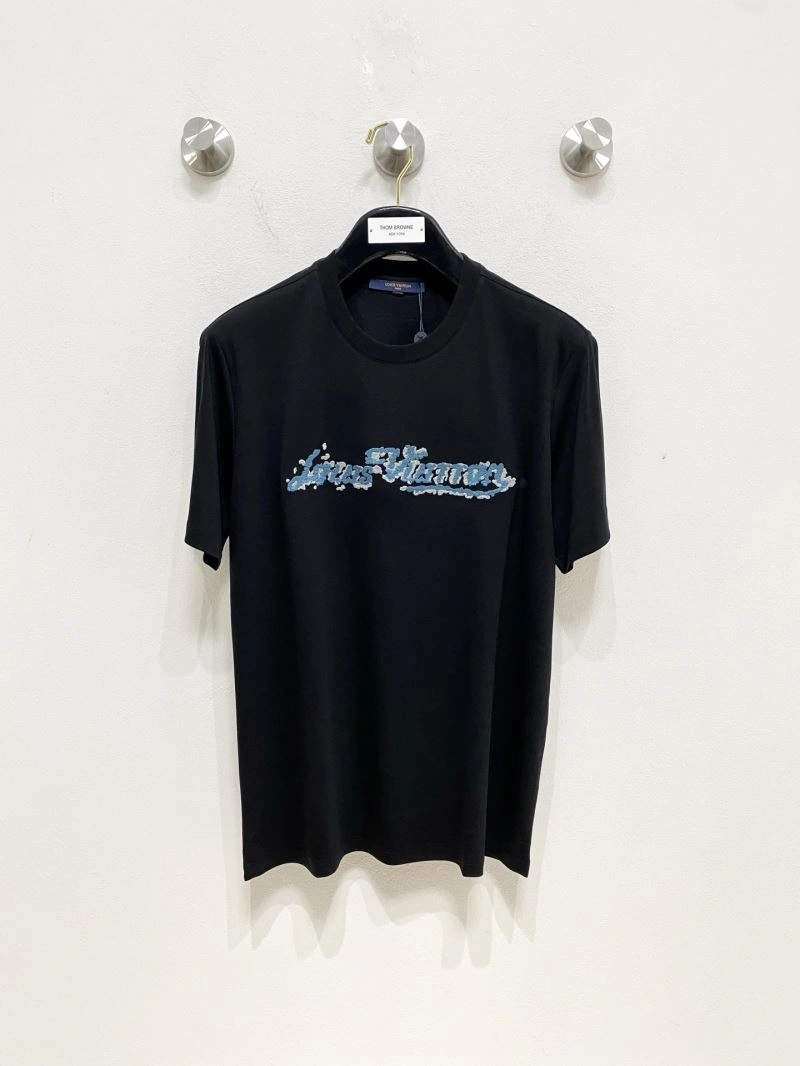 WellDesigned Louis Vuitton T-Shirts 137267