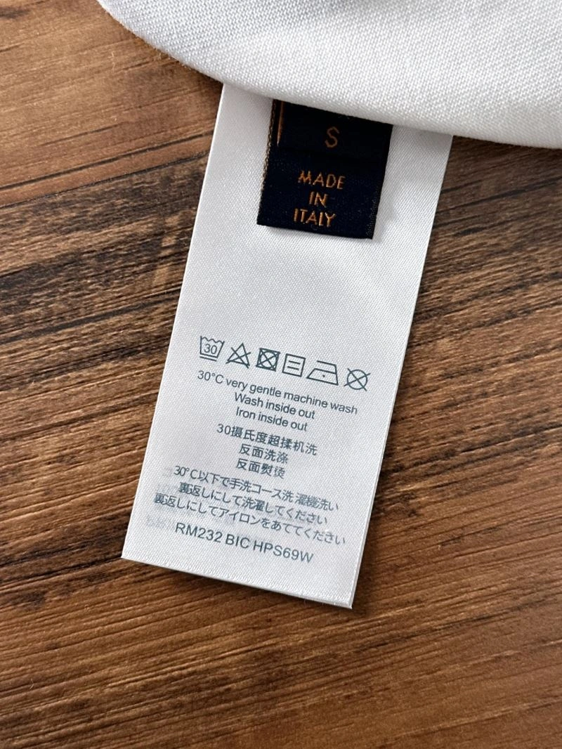 Louis Vuitton T-Shirts Breathable 137266