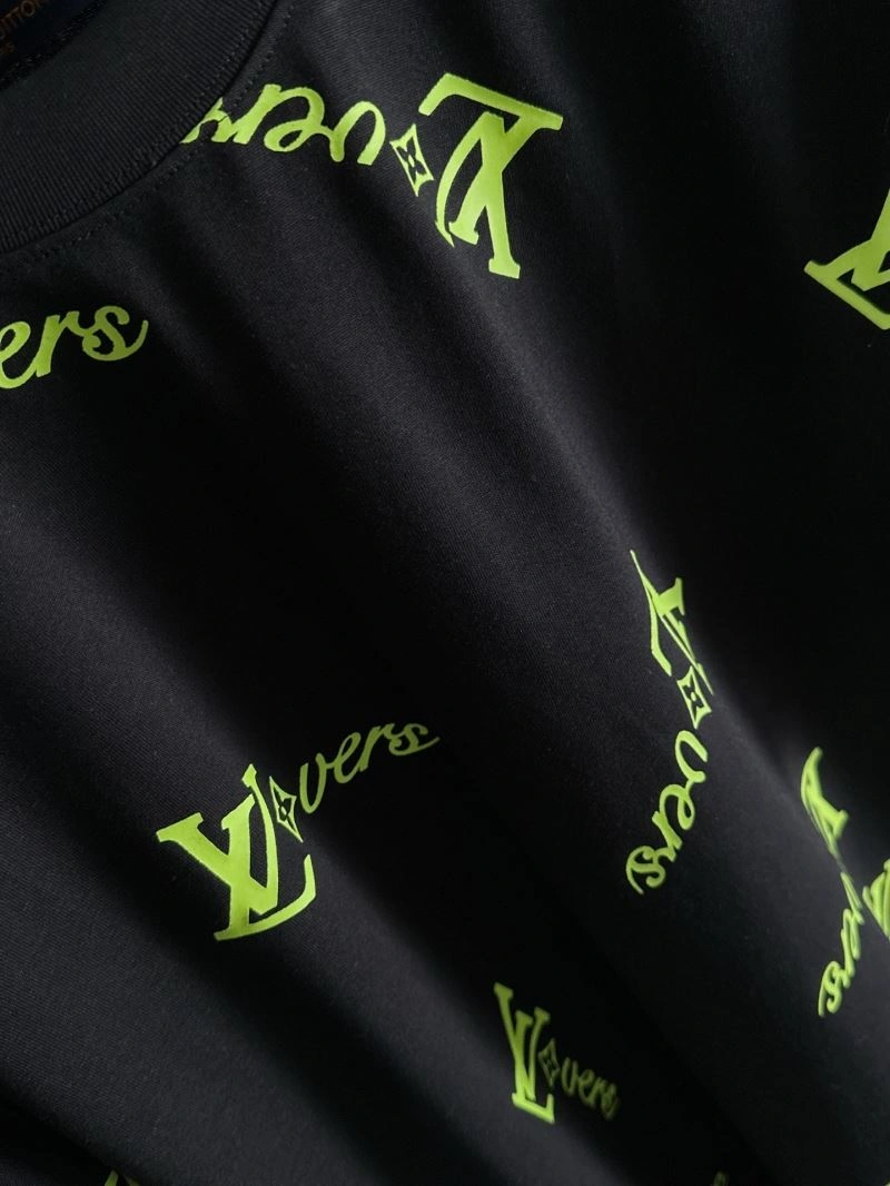 Louis Vuitton T-Shirts StreetReady 137262