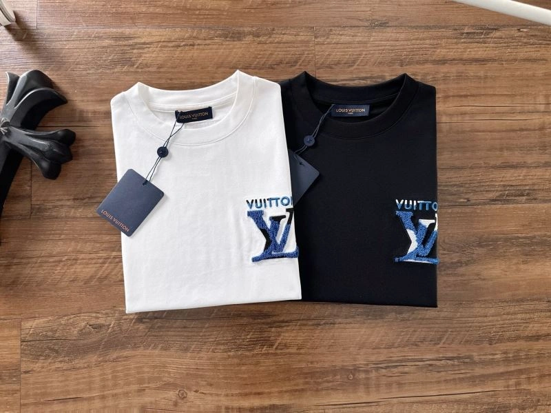 Stretchable Louis Vuitton T-Shirts 137260
