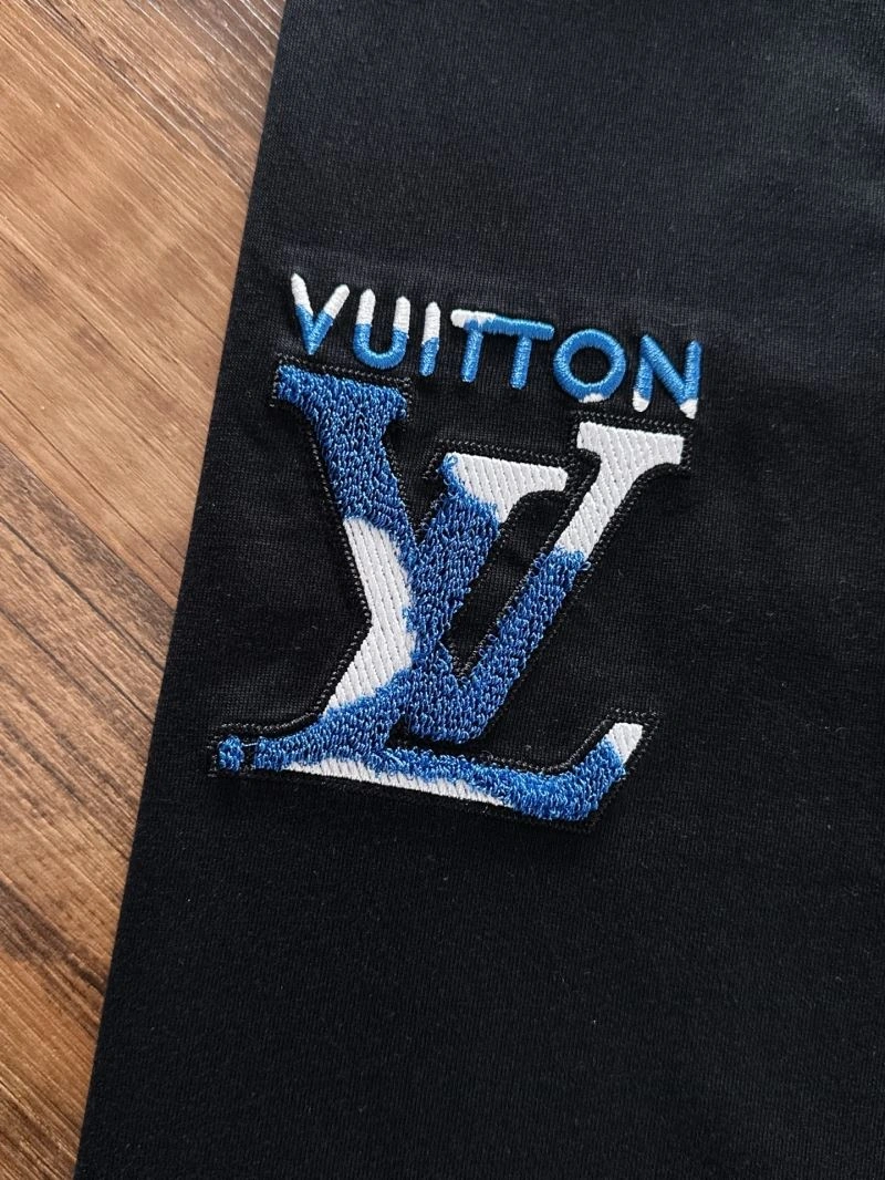 Stretchable Louis Vuitton T-Shirts 137260