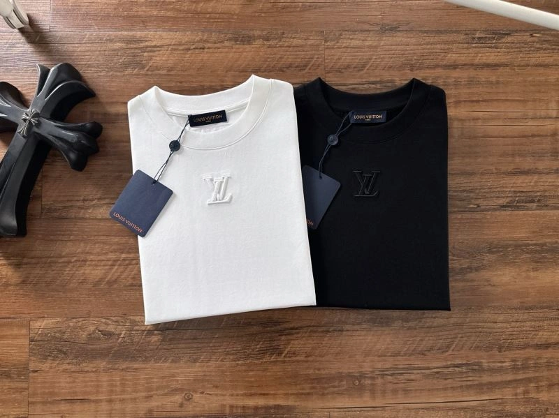 Louis Vuitton T-Shirts TimelessDesign 137263