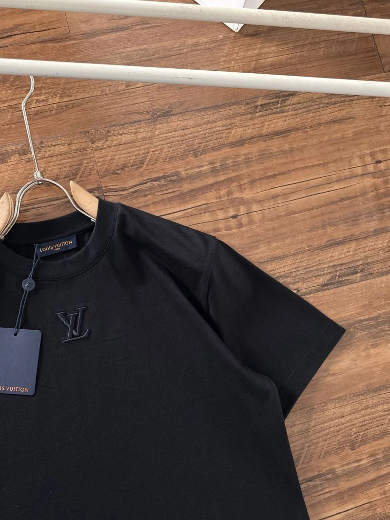 Louis Vuitton T-Shirts TimelessDesign 137263