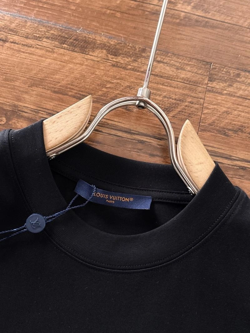 Louis Vuitton T-Shirts TimelessDesign 137263