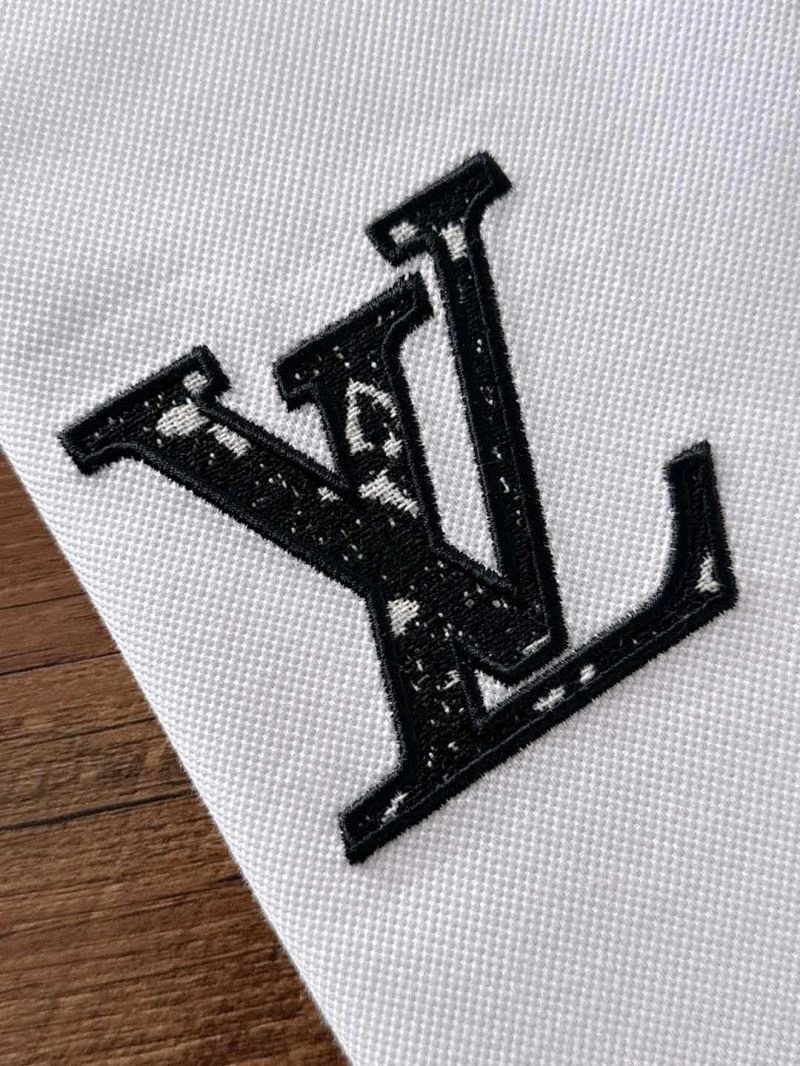 Snug Louis Vuitton T-Shirts 137252
