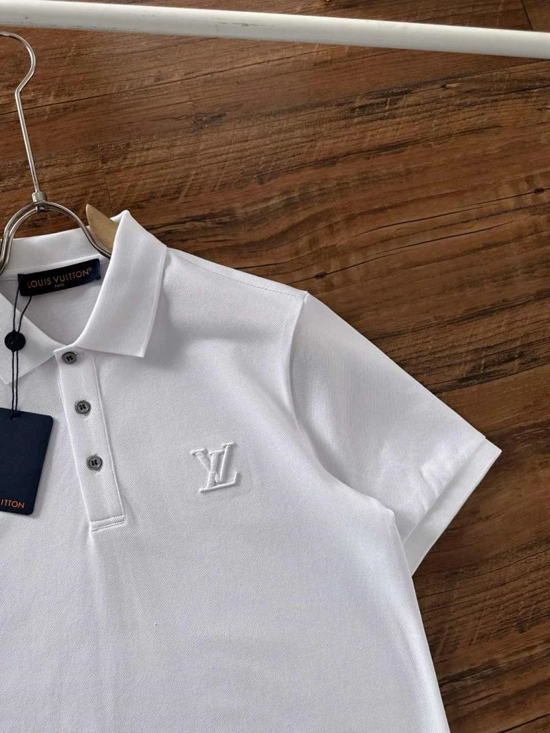 Sleek Louis Vuitton T-Shirts 137251