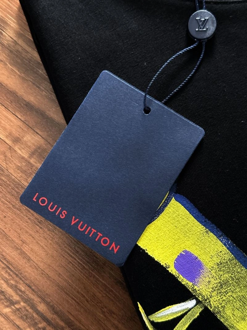 Louis Vuitton T-Shirts Compact 137249