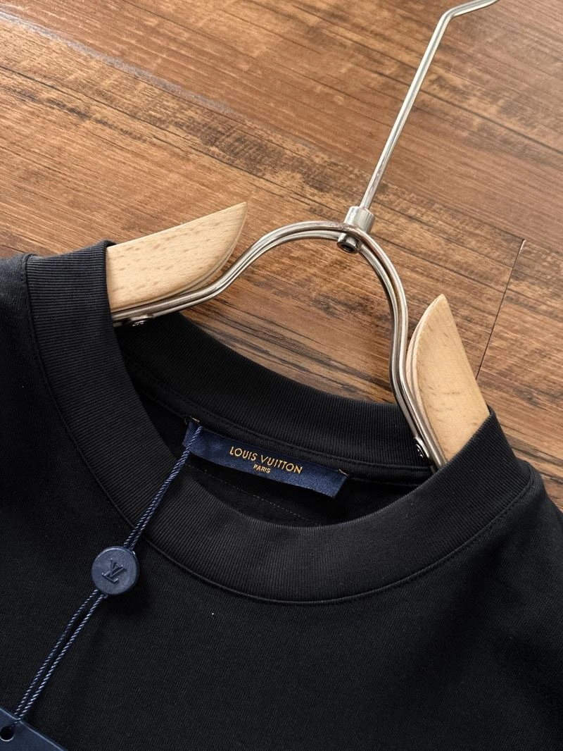 TechFriendly Louis Vuitton T-Shirts 137248