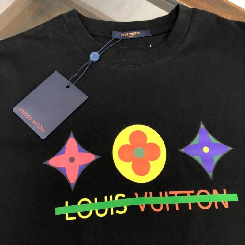 DailyWear Louis Vuitton T-Shirts 137241