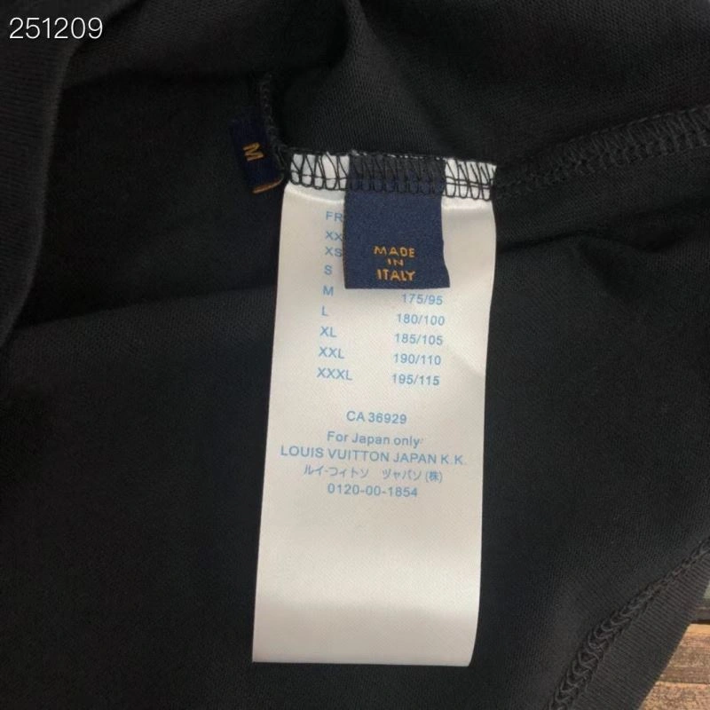 DailyWear Louis Vuitton T-Shirts 137241