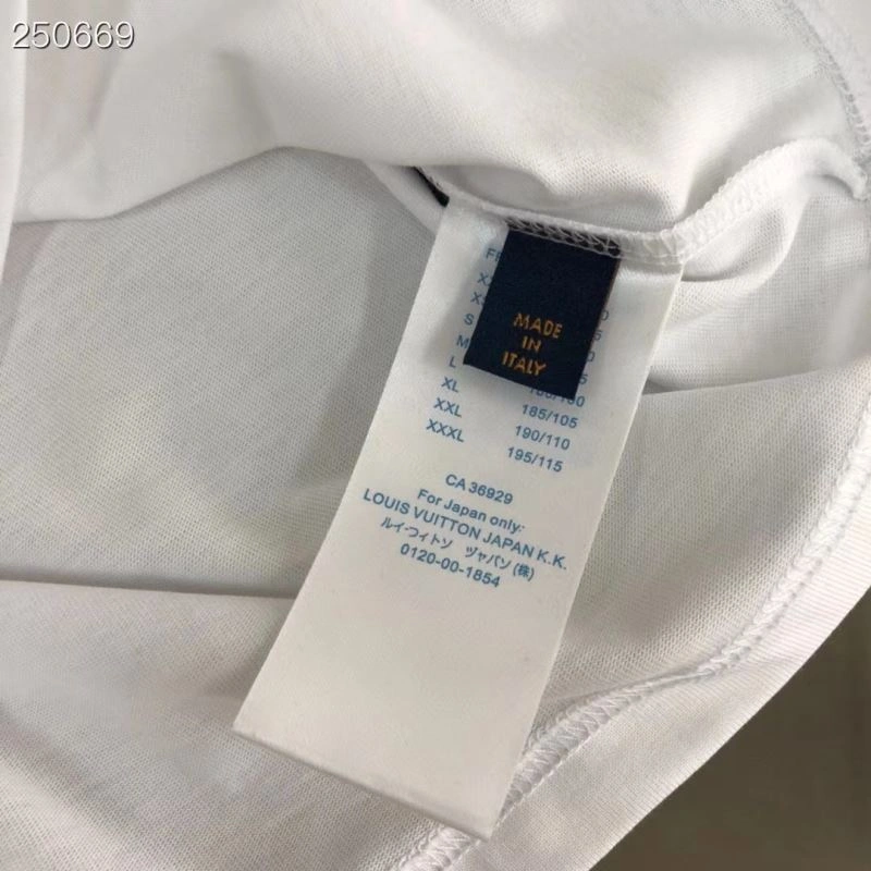 WeatherProof Louis Vuitton T-Shirts 137253