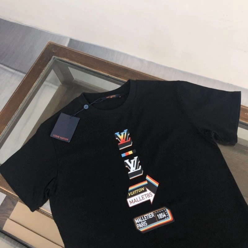 Louis Vuitton T-Shirts Stretchable 137258