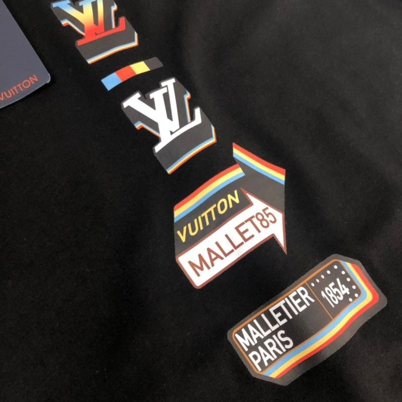 Louis Vuitton T-Shirts Stretchable 137258