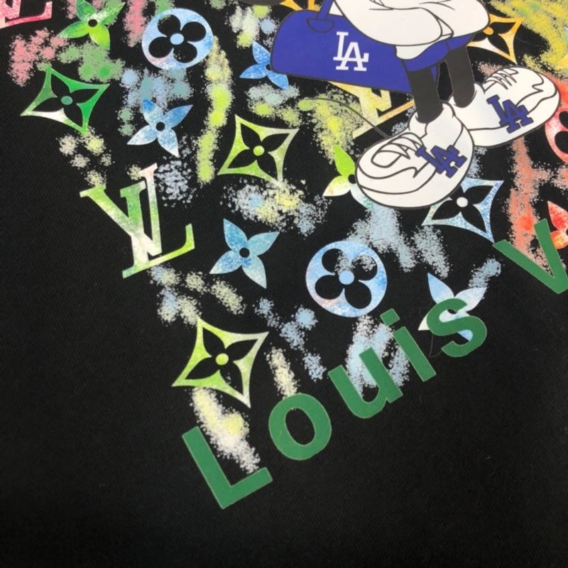 Louis Vuitton T-Shirts Resilient 137255