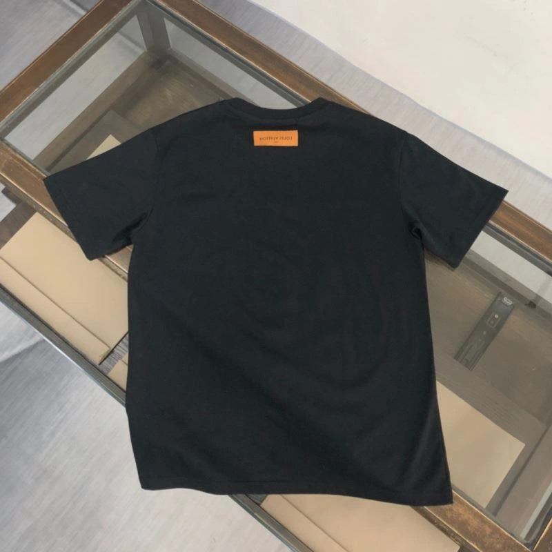 Louis Vuitton T-Shirts Resilient 137255