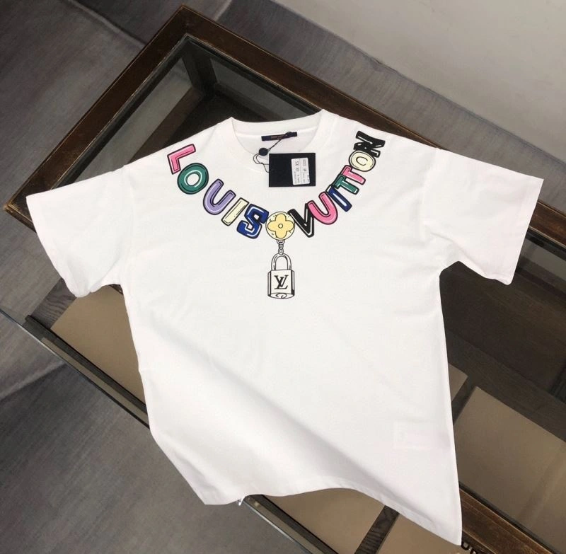 Louis Vuitton T-Shirts Fashionable 137230
