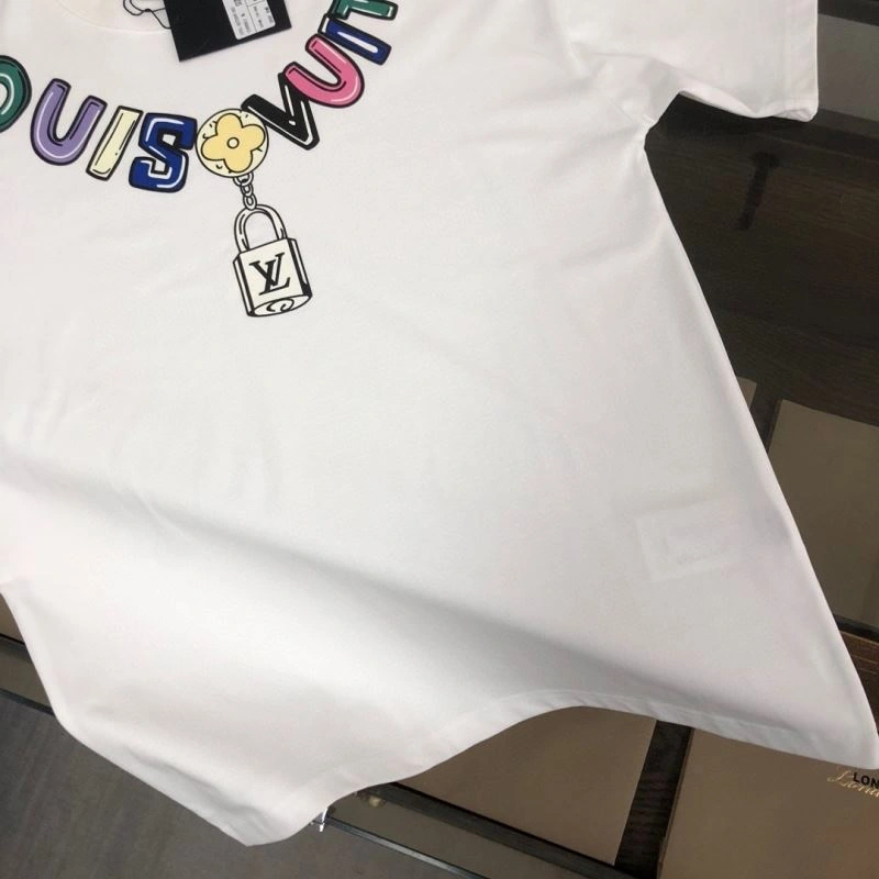 Louis Vuitton T-Shirts Fashionable 137230
