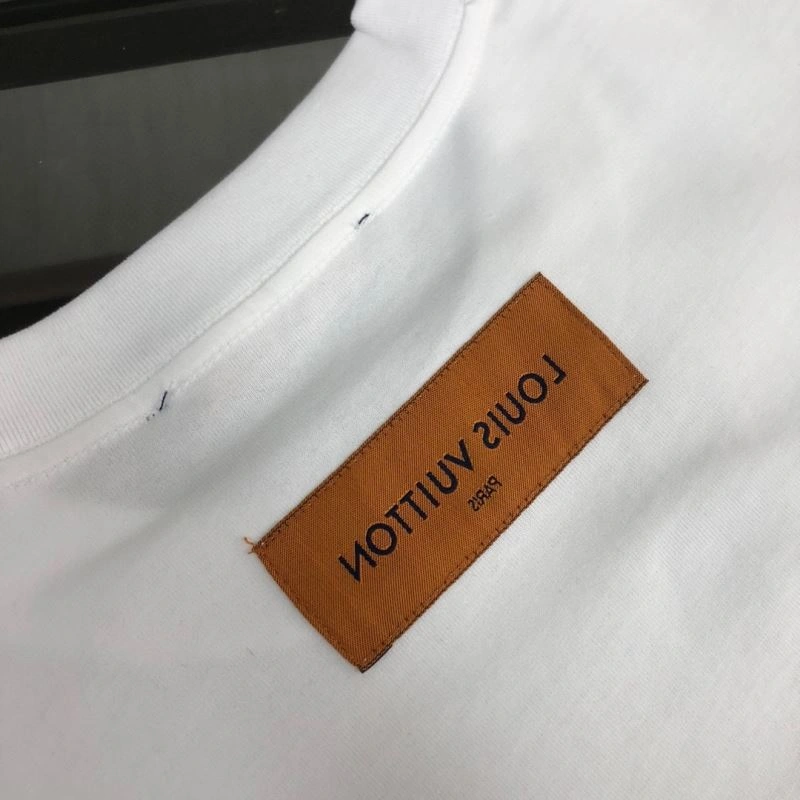 Louis Vuitton T-Shirts Fashionable 137230