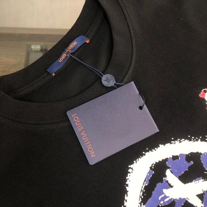 Louis Vuitton T-Shirts EasyMatch 137245