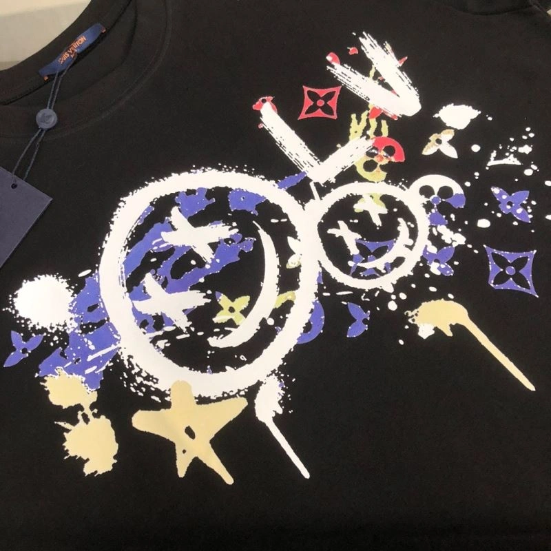 Louis Vuitton T-Shirts EasyMatch 137245