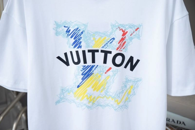 Durable Louis Vuitton T-Shirts 137225