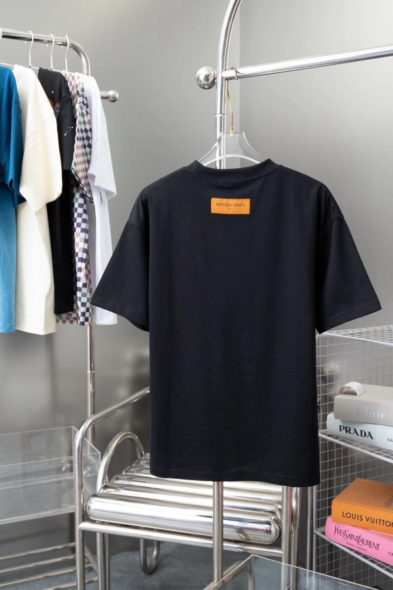 WaterResistant Louis Vuitton T-Shirts 137232