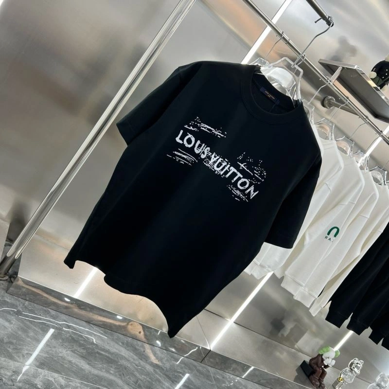 Louis Vuitton T-Shirts Refined 137231