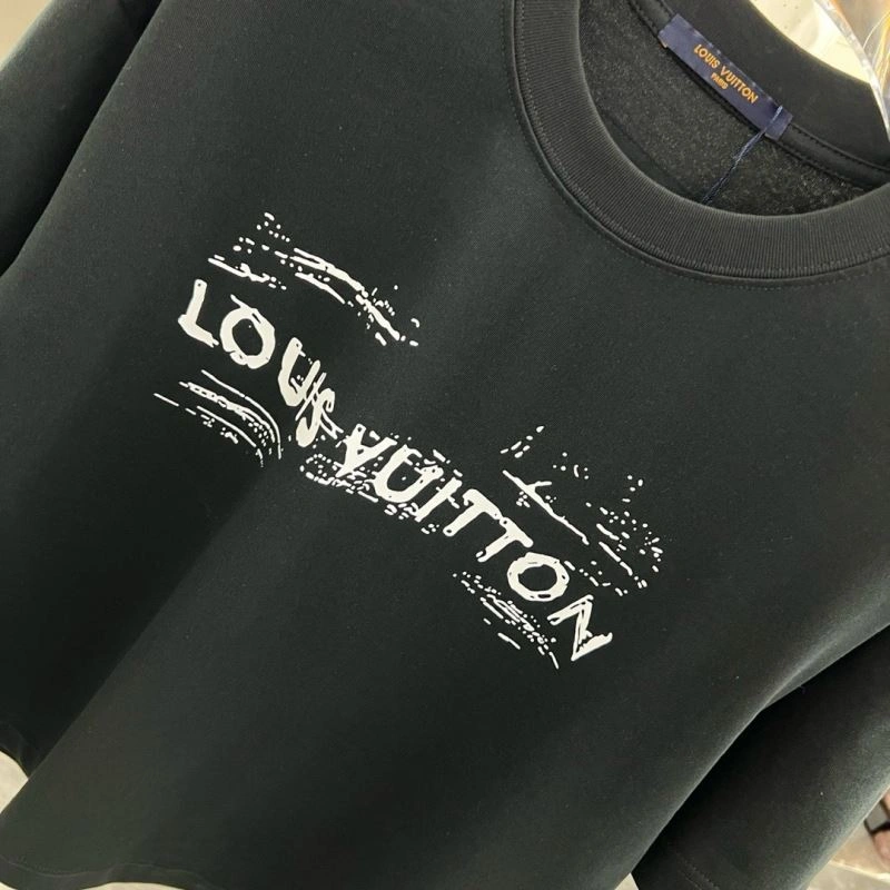 Louis Vuitton T-Shirts Refined 137231