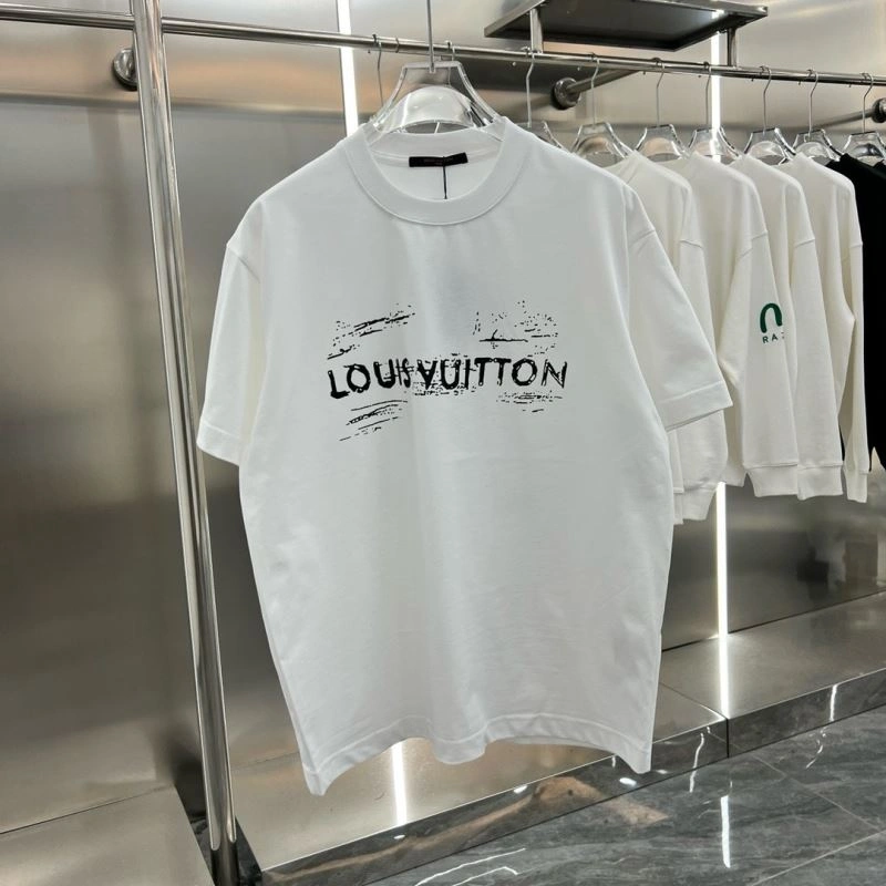 Louis Vuitton T-Shirts TimelessDesign 137226