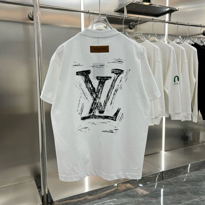 Louis Vuitton T-Shirts TimelessDesign 137226