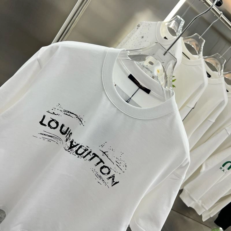 Louis Vuitton T-Shirts TimelessDesign 137226