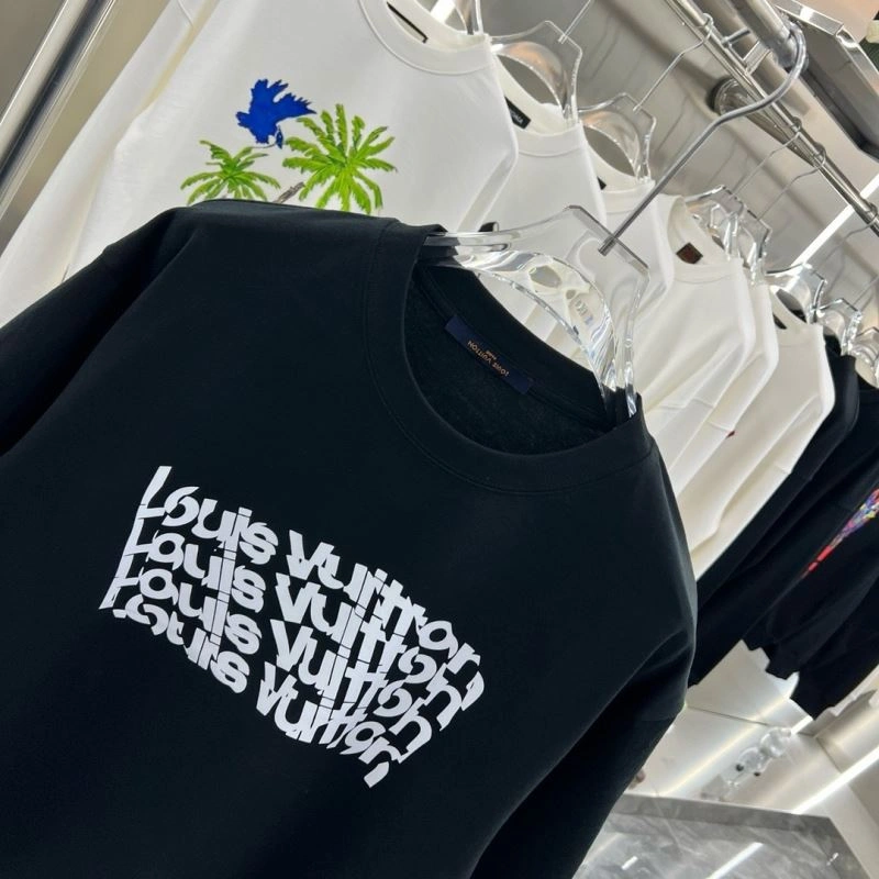 Louis Vuitton T-Shirts Durable 137233